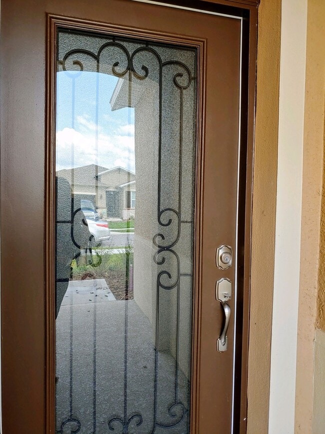 192 Waterside Cir in Winter Haven, FL - Foto de edificio - Building Photo