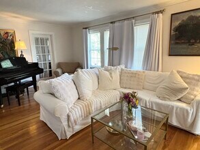 52 Hollywood Rd in Boston, MA - Building Photo - Building Photo