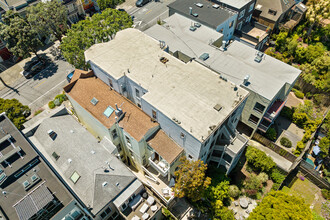 530-534 Clipper St in San Francisco, CA - Building Photo - Building Photo