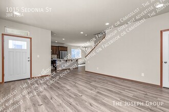1015 Sedonia St in Bremerton, WA - Building Photo - Building Photo