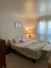 375 Woodlake Dr in Evesham, NJ - Building Photo - Building Photo