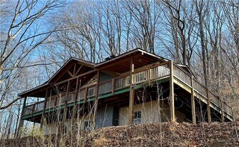 456 Poverty Acres Rd in Murrayville, GA - Building Photo