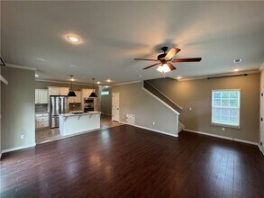 626 N Tennyson Ln in Fayetteville, AR - Foto de edificio - Building Photo