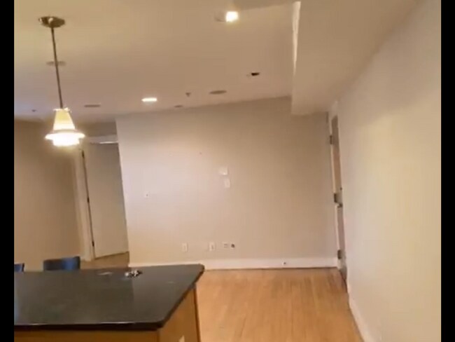 2600 Sherman Ave NW, Unit B-2 in Washington, DC - Building Photo - Building Photo