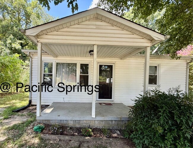 property at 927 S Church St