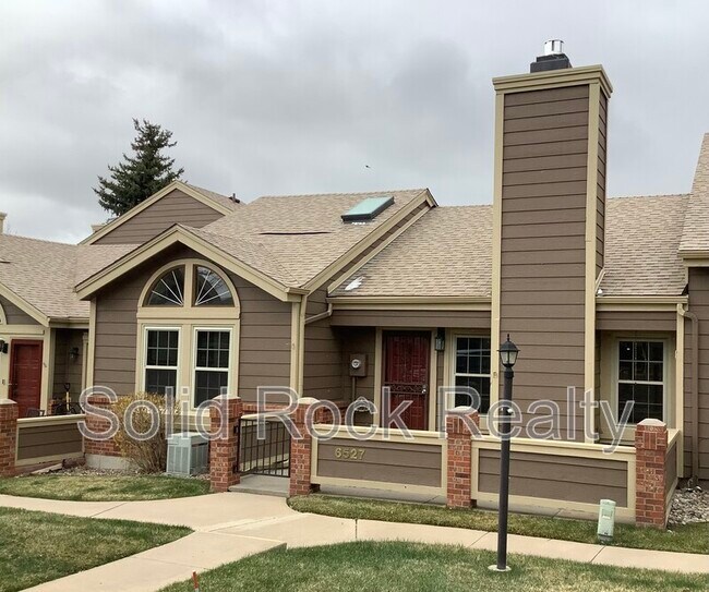 6527 Foxdale Cir in Colorado Springs, CO - Building Photo - Building Photo