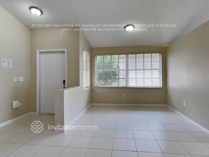 7566 Kingsley Ct in Greenacres, FL - Building Photo - Building Photo