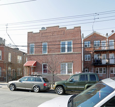 716 E 227th St in Bronx, NY - Building Photo - Building Photo