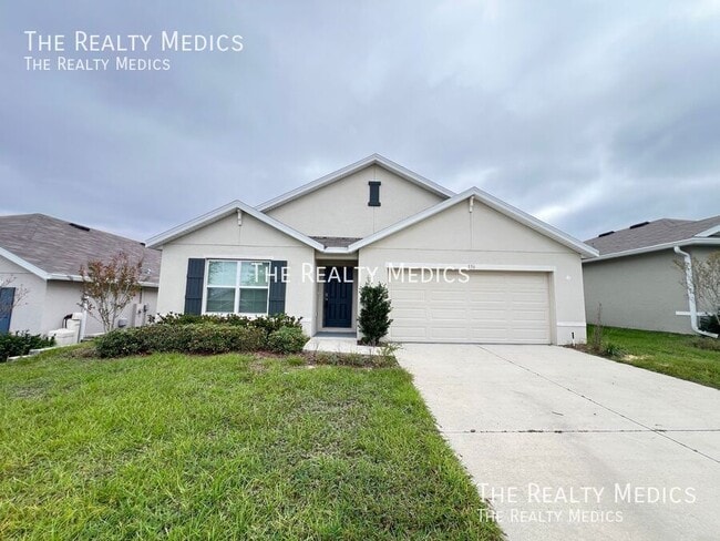556 W Twisted Oaks Dr in Beverly Hills, FL - Building Photo - Building Photo