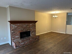 27 Glenwood Ct in Millbrook, AL - Building Photo - Building Photo