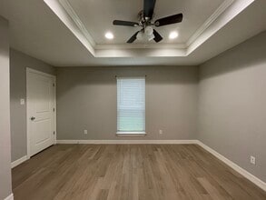 2506 Avenue H, Unit Ste A in Nederland, TX - Building Photo - Building Photo