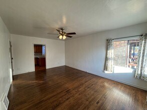 1047 Santa Clara Ave, Unit 2 in Alameda, CA - Building Photo - Building Photo