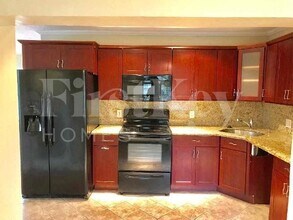 1014 NW 15th St in Fort Lauderdale, FL - Building Photo - Building Photo