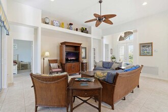 23300 Caraway Lakes Dr in Bonita Springs, FL - Foto de edificio - Building Photo