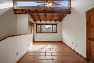 3 Senda Del Espectro in Santa Fe, NM - Building Photo - Building Photo