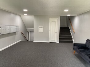 Chalet South in Cedar Rapids, IA - Building Photo - Building Photo