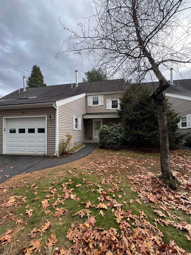 15 Winding Pond Rd in Londonderry, NH - Building Photo - Building Photo