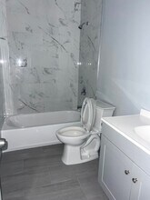 112 N Spruce St in Montebello, CA - Foto de edificio - Interior Photo