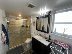 5 Day St, Unit 2 in Cambridge, MA - Building Photo - Building Photo