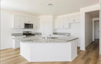 25208 Zircon Rd in Menifee, CA - Building Photo - Building Photo