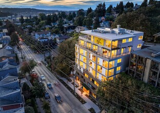 Fremont View: Modern Classic Collection in Seattle, WA - Foto de edificio - Building Photo