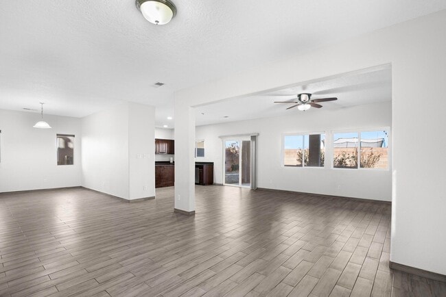 7019 Kayser Mill Rd NW in Albuquerque, NM - Building Photo - Building Photo