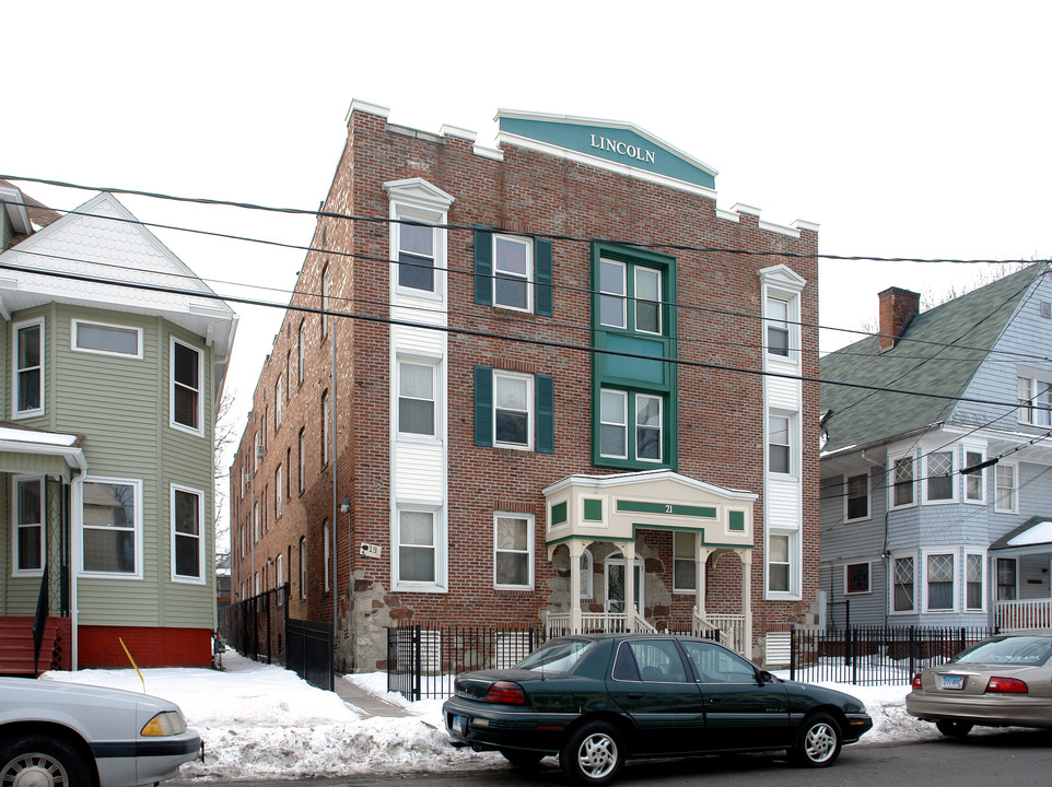 19-21 Lincoln St in Hartford, CT - Foto de edificio