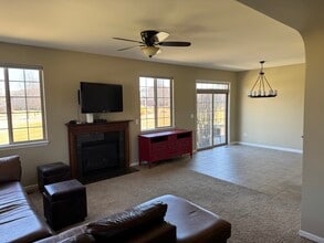 2766 Blakely Ln in Naperville, IL - Foto de edificio - Building Photo