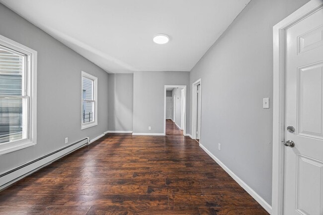 69 Rosa Parks Blvd in Paterson, NJ - Building Photo - Building Photo