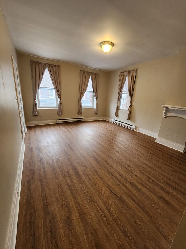 property at 10 N Main St