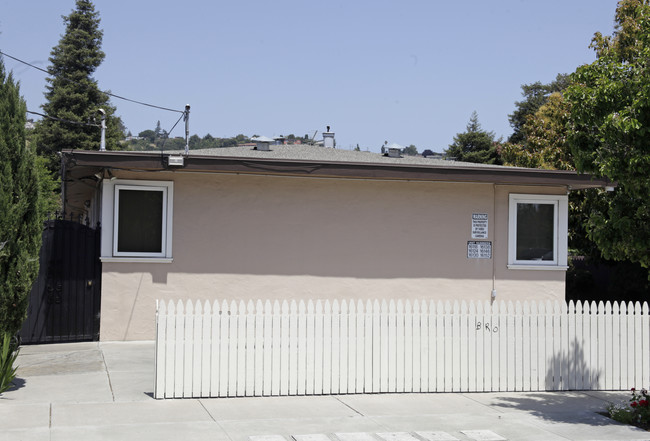 16118-16152 Mateo St in San Leandro, CA - Building Photo - Building Photo