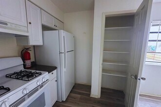 2202 Tabor Ct in Austin, TX - Building Photo - Building Photo