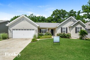 616 Autumnwood Forest Dr in Lake St. Louis, MO - Building Photo
