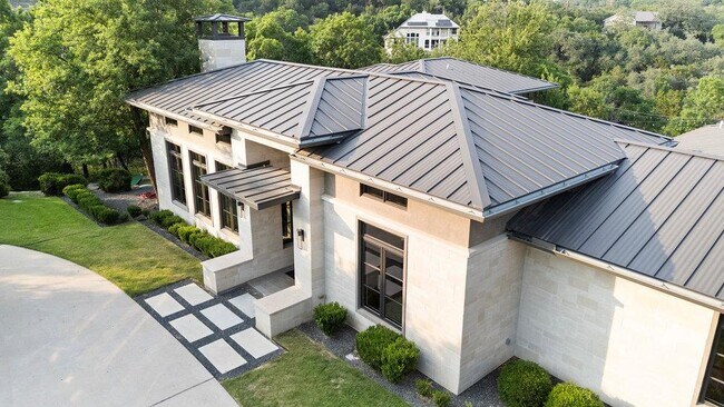 property at 1905 Paisano Rd