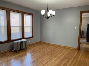 3049 N Kenneth Ave in Chicago, IL - Building Photo - Building Photo