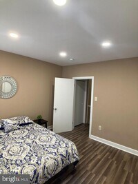 207 E Cambria St photo'