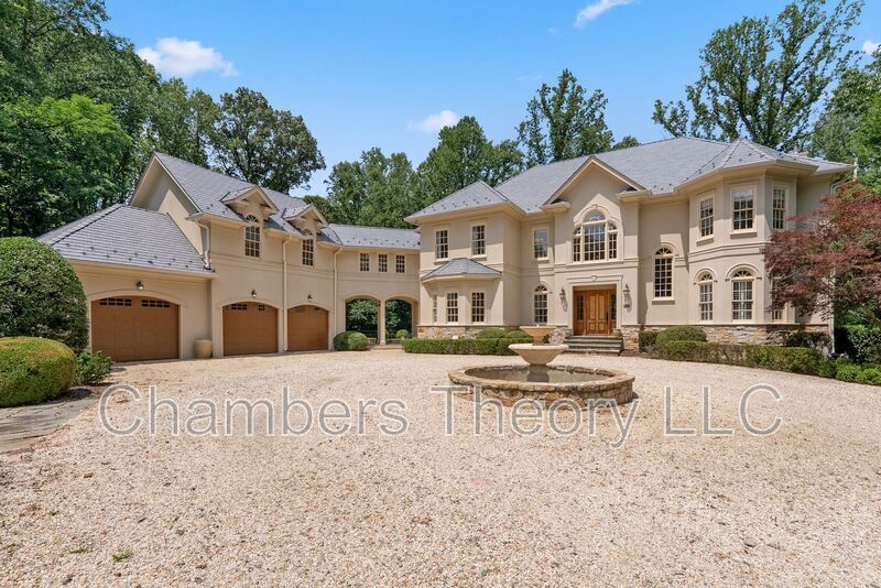 532 Springvale Rd in Great Falls, VA - Building Photo