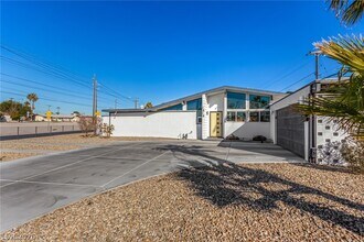 1818 Ottawa Dr in Las Vegas, NV - Building Photo - Building Photo