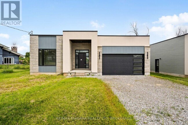3844 Nigh Rd in Fort Erie, ON - Building Photo - Building Photo
