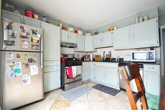 78 Parsons St, Unit 2 in Boston, MA - Building Photo - Building Photo