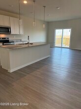 3011 Aiken Back Ln in La Grange, KY - Building Photo - Building Photo