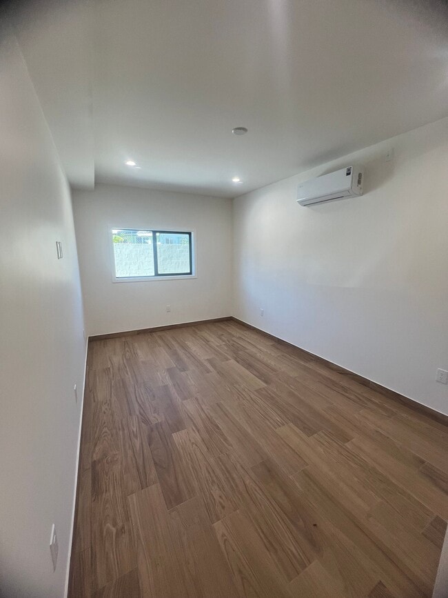 6903 Fulton Ave, Unit 7 in Los Angeles, CA - Foto de edificio - Building Photo