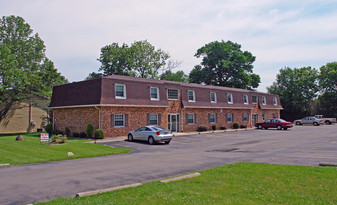 988 Somerset Dr Apartments