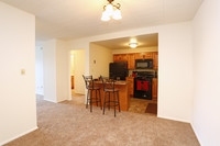 Monroeville Apartments at LaVale photo'