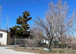 175 W 2nd Ave in Sun Valley, NV - Building Photo