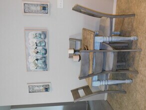 5074 W Claxton Circle in Fayetteville, AR - Foto de edificio - Building Photo