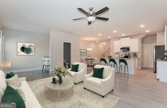 2150 Spring Rush Dr in Buford, GA - Building Photo - Building Photo