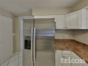 7100 W Cheryl Dr in Peoria, AZ - Foto de edificio - Building Photo