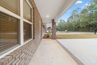 6878 Trailride N in Milton, FL - Building Photo - Building Photo
