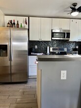 818 Zircon Ct in Virginia Beach, VA - Building Photo - Building Photo